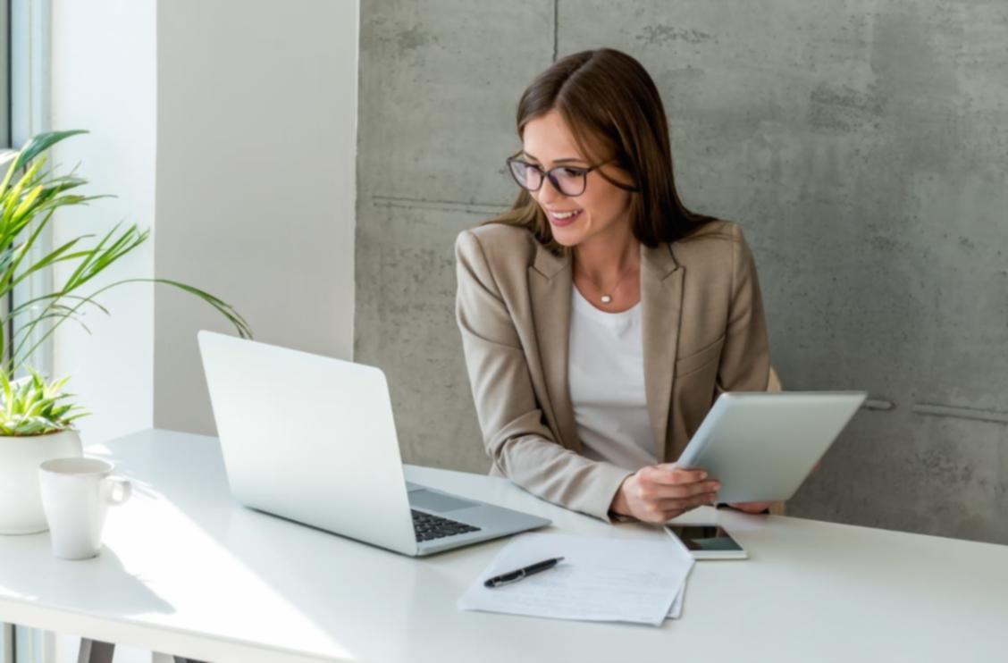 Participant workspace setup during interactive webinar